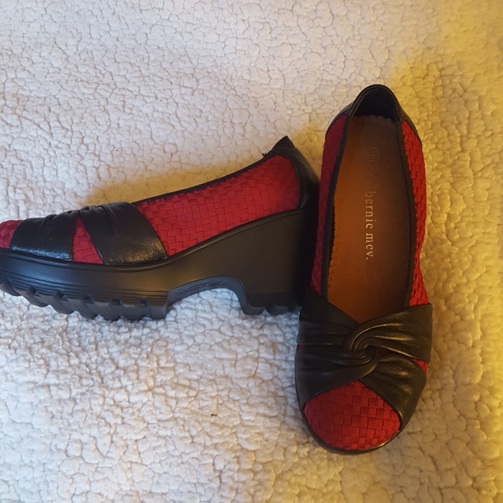 Bernie Mev wedges